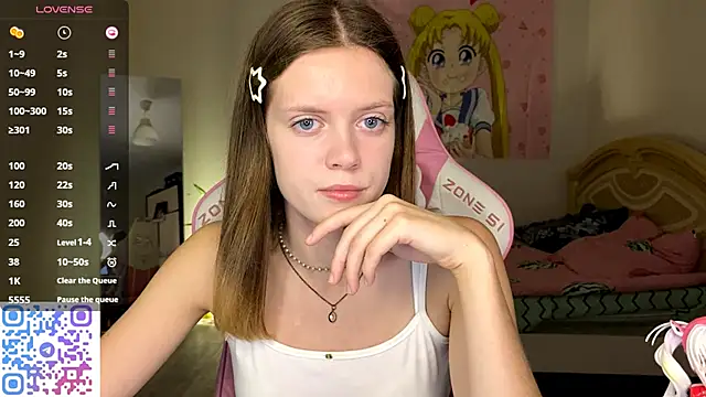 VibeQueenLucy online show from 6, 11, 2025