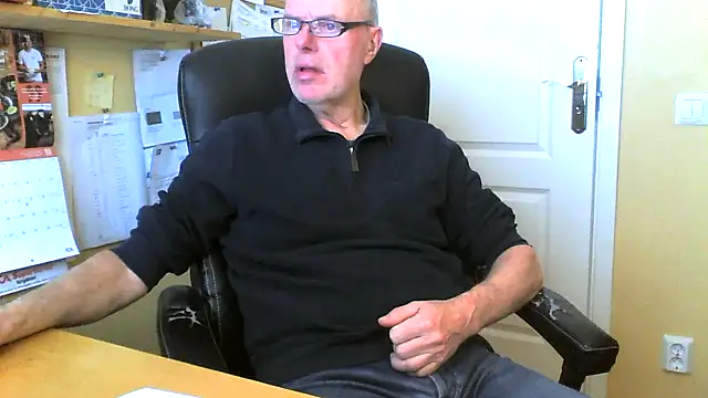 Snapshot of Klipparn chatting on 23, 3, 2026 Klipparn online show from 23, 3, 2026