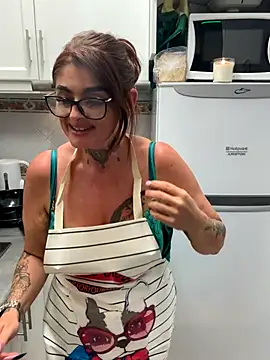 Snapshot of IrishmilfAnna chatting on 25, 9, 2025 IrishmilfAnna online show from 25, 9, 2025