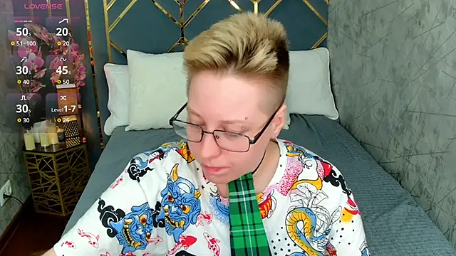 AlexandraGreen online show from 18, 9, 2025