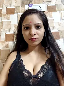 QUEEN-ADITI online show from 20, 10, 2025