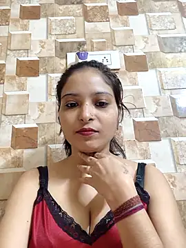 QUEEN-ADITI online show from 4, 12, 2025