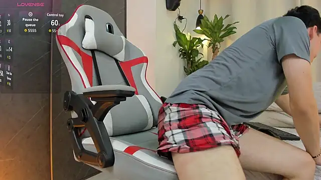 mrhot night online show from 11, 4, 2026