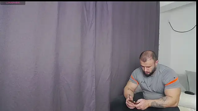 RickyMiami1 online show from 7, 1, 2026