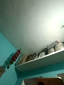 Snapshot of Meenu_chauhan chatting on 30, 10, 2025 Meenu chauhan online show from 30, 10, 2025