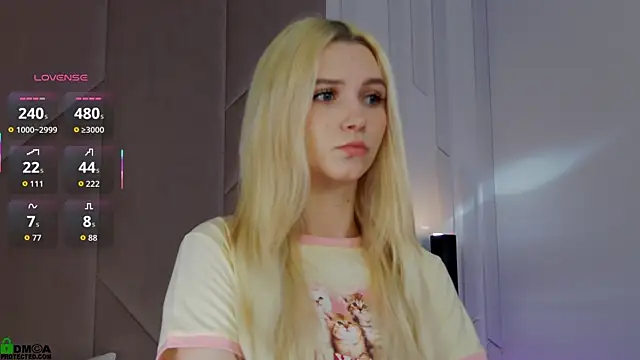 SaraHearts online show from 21, 11, 2025