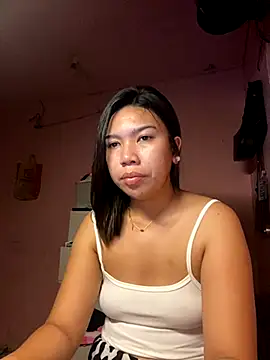 Snapshot of aniya_04 chatting on 20, 10, 2025 aniya 04 online show from 20, 10, 2025