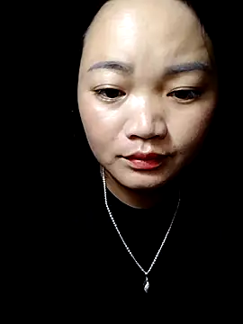 Snapshot of lusy-000 chatting on 1, 10, 2025 lusy-000 online show from 1, 10, 2025
