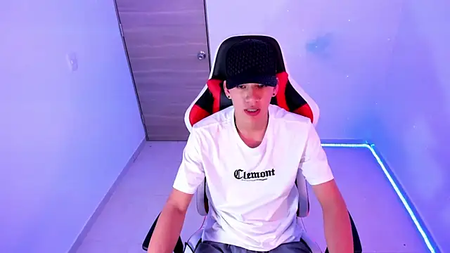 maxthomson boy online show from 21, 10, 2025