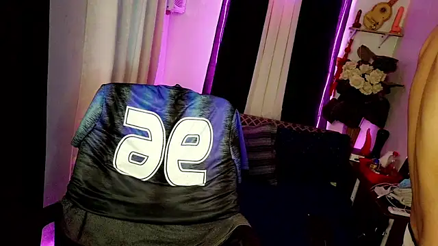 Skinny CumLoader69 online show from 22, 2, 2026