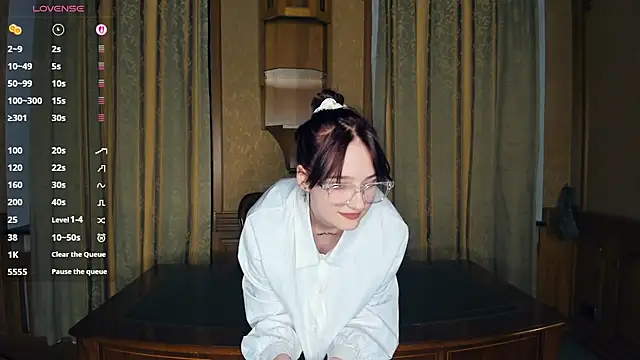 KatyKufel online show from 28, 3, 2026