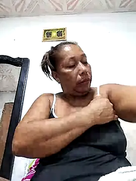 Naomi-Mature online show from 11, 9, 2025