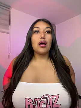 Snapshot of SharaRous chatting on 21, 6, 2026 SharaRous online show from 21, 6, 2026