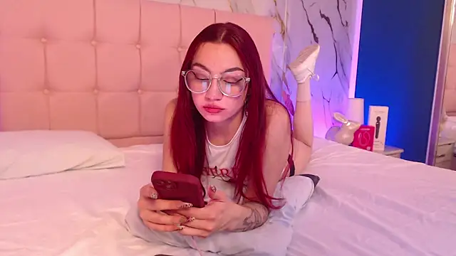 Red kytty6 online show from 16, 12, 2025