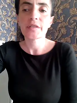 Gecenin Kralicesi online show from 17, 4, 2026