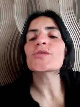 Gecenin Kralicesi online show from 25, 4, 2026