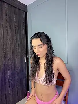 Snapshot of Zafira_Montiel chatting on 31, 1, 2026 Zafira Montiel online show from 31, 1, 2026