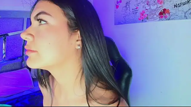 jennifer Scot online show from 26, 9, 2025