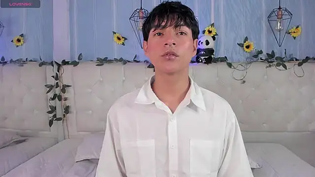 AleAurarashi online show from 5, 12, 2025