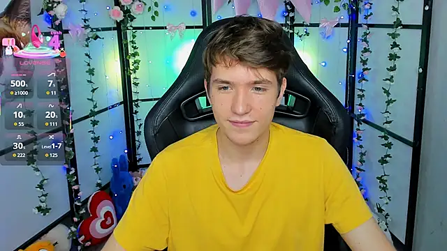 Snapshot of Ethan_Rivers chatting on 12, 9, 2025 Ethan Rivers online show from 12, 9, 2025