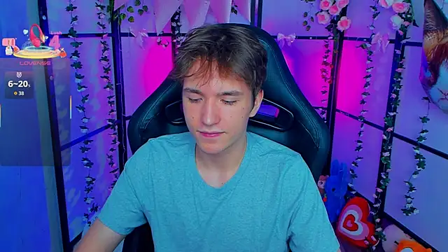 Snapshot of Ethan_Rivers chatting on 16, 9, 2025 Ethan Rivers online show from 16, 9, 2025