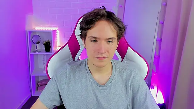 Snapshot of Ethan_Rivers chatting on 5, 11, 2025 Ethan Rivers online show from 5, 11, 2025