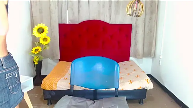 luisa  torres online show from 23, 11, 2025