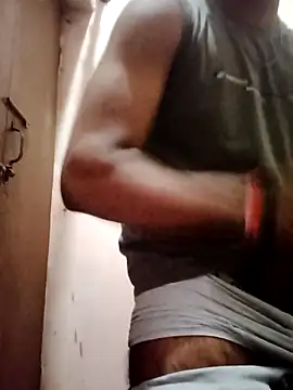 hornyboywithabs online show from 1, 5, 2026