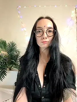 Snapshot of Jinhee_Tiny chatting on 13, 9, 2025 Jinhee Tiny online show from 13, 9, 2025