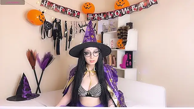 Snapshot of Jinhee_Tiny chatting on 31, 10, 2025 Jinhee Tiny online show from 31, 10, 2025