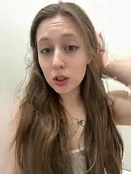 Snapshot of FroggyAnna chatting on 17, 7, 2026 FroggyAnna online show from 17, 7, 2026