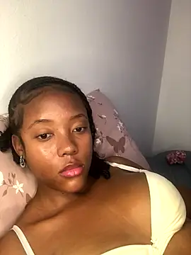 Snapshot of Sprinkle_Q chatting on 3, 10, 2025 Sprinkle Q online show from 3, 10, 2025