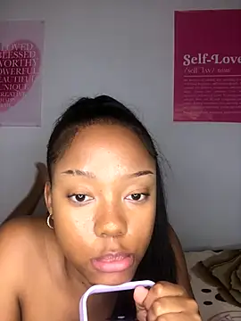 Snapshot of Sprinkle_Q chatting on 28, 10, 2025 Sprinkle Q online show from 28, 10, 2025