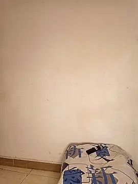 Liahdiaz  online show from 27, 11, 2025