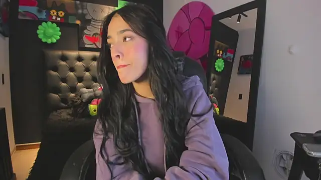 miIa bratz online show from 20, 2, 2026