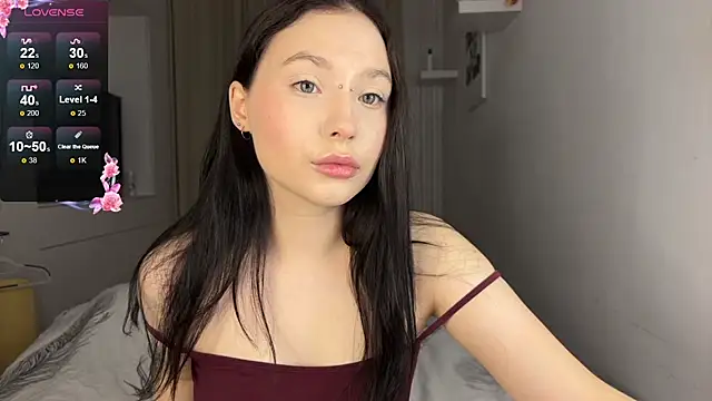 Snapshot of june_mooon chatting on 1, 12, 2025 june mooon online show from 1, 12, 2025