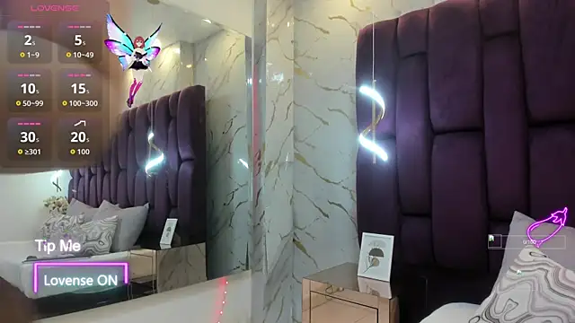 megannherrera online show from 17, 9, 2025