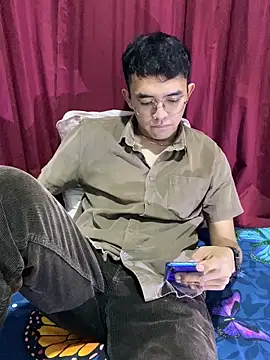 Snapshot of rand1101 chatting on 3, 10, 2025 rand1101 online show from 3, 10, 2025