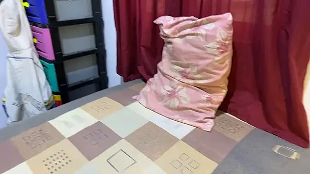 Snapshot of rand1101 chatting on 22, 11, 2025 rand1101 online show from 22, 11, 2025