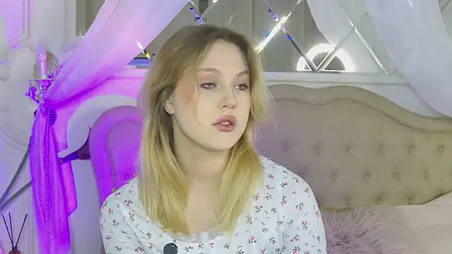 CaitlinSugar online show from 25, 4, 2026