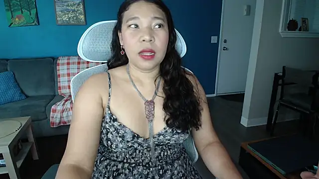 Snapshot of SHEILYN_ chatting on 1, 7, 2026 SHEILYN online show from 1, 7, 2026