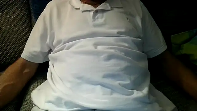 Snapshot of velikifant7 chatting on 11, 11, 2025 velikifant7 online show from 11, 11, 2025