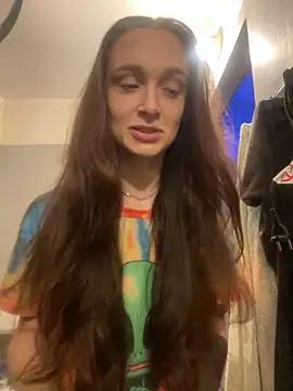   Leyla   online show from 10, 9, 2025