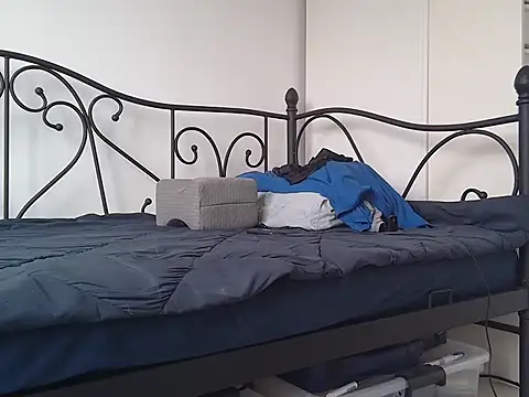 Handsomernguy online show from 16, 2, 2026