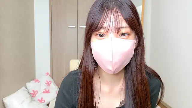 Snapshot of riri__nyan_o0 chatting on 30, 4, 2026 riri nyan o0 online show from 30, 4, 2026