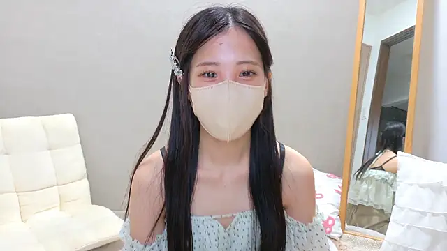 Snapshot of riri__nyan_o0 chatting on 10, 6, 2026 riri nyan o0 online show from 10, 6, 2026