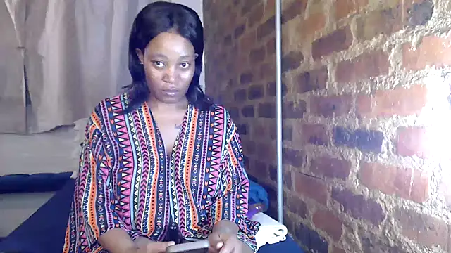 SweetPortableAmber online show from 26, 9, 2025