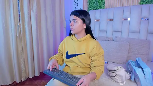 Snapshot of Jade_Nmm chatting on 17, 1, 2026 Jade Nmm online show from 17, 1, 2026