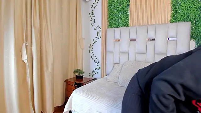 Snapshot of Jade_Nmm chatting on 24, 2, 2026 Jade Nmm online show from 24, 2, 2026