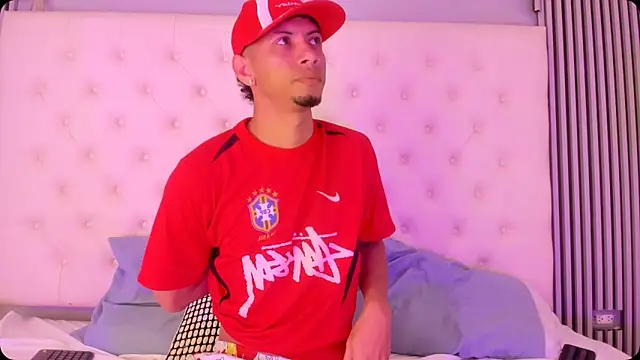 Snapshot of DustinandJordan chatting on 6, 1, 2026 DustinandJordan online show from 6, 1, 2026